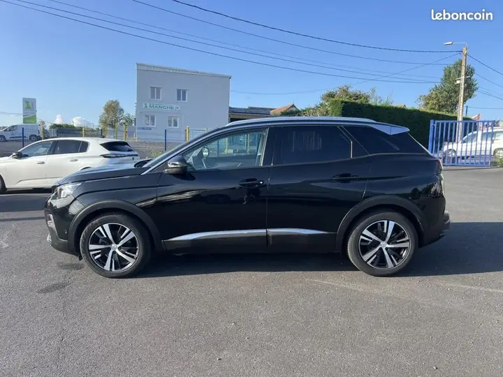 Peugeot 3008 2019 photo 2