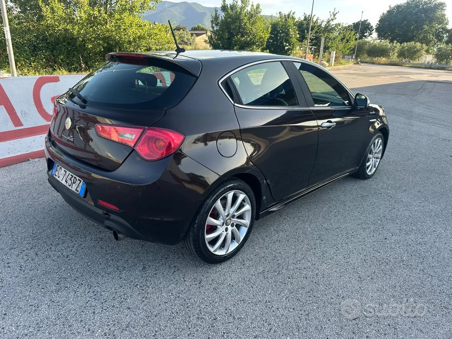 Alfa Romeo Giulietta 2010 photo 4