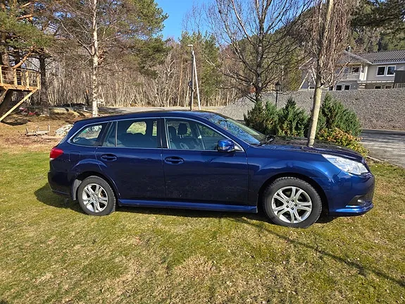 Subaru Legacy 2011 photo 5