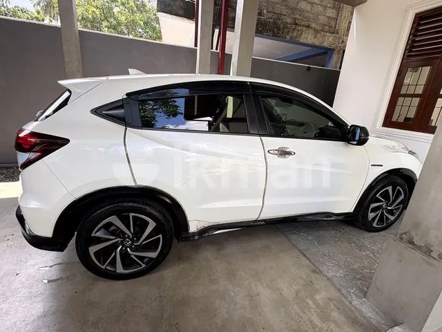 Honda Vezel Rs 2017 photo 4