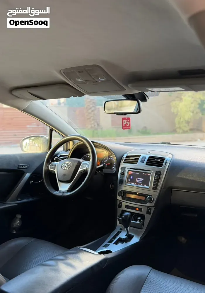 Toyota Avensis 2014 photo 4