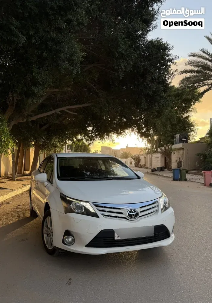 Toyota Avensis 2014 photo 3