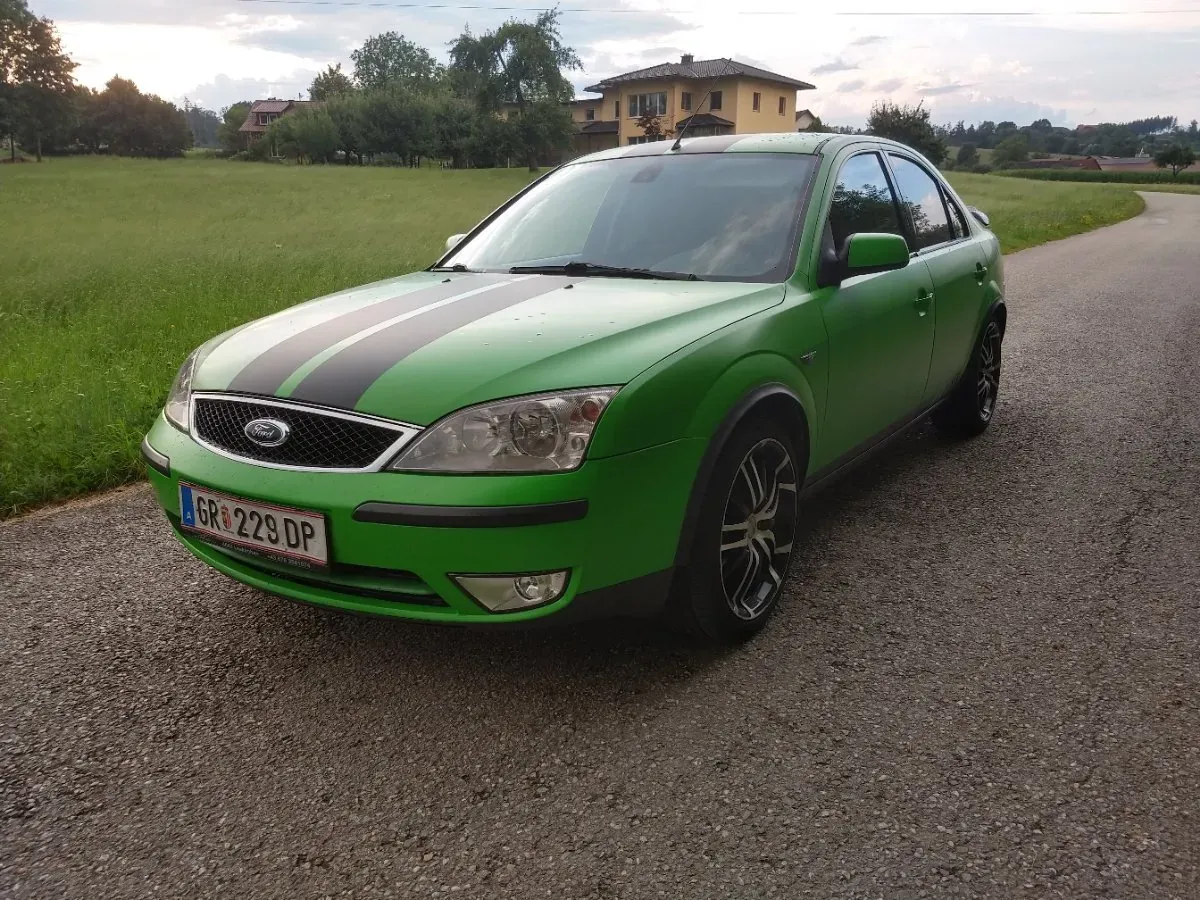 Ford Mondeo 2004 photo 2