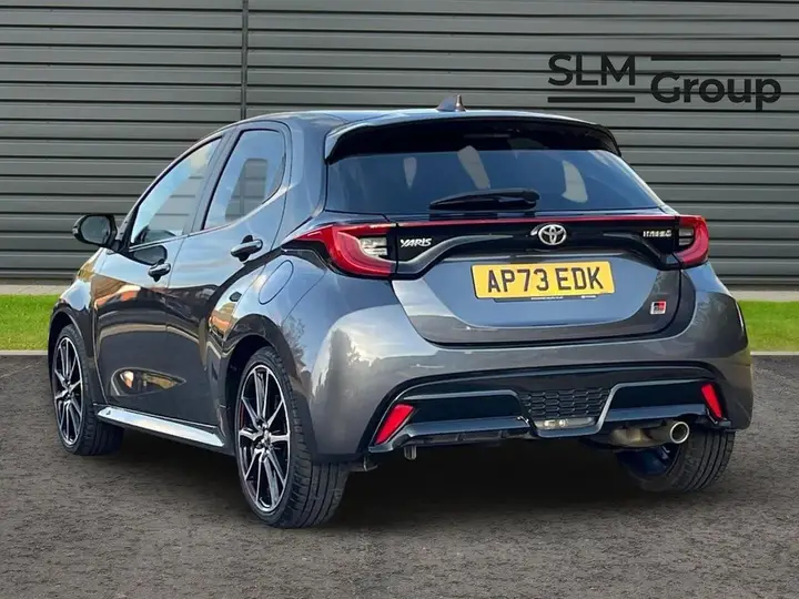 Toyota Yaris 2023 photo 5
