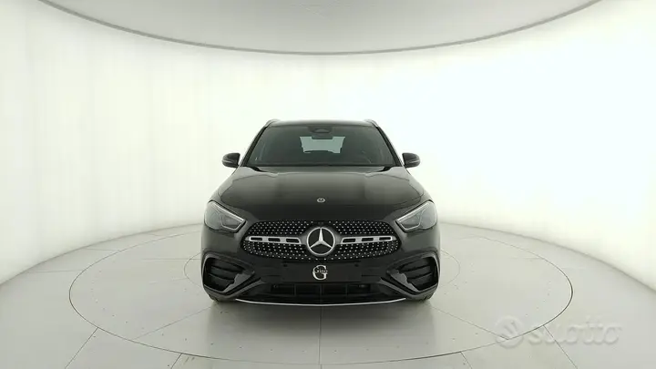 Mercedes-Benz Gla 2026 photo 2