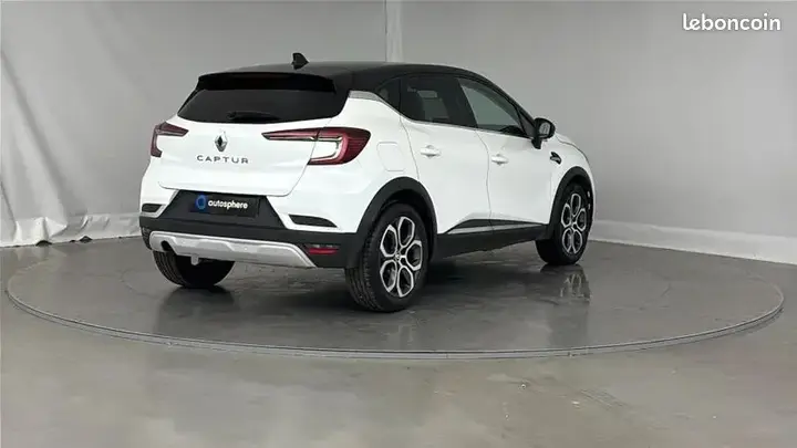 Renault Captur 2023 photo 5