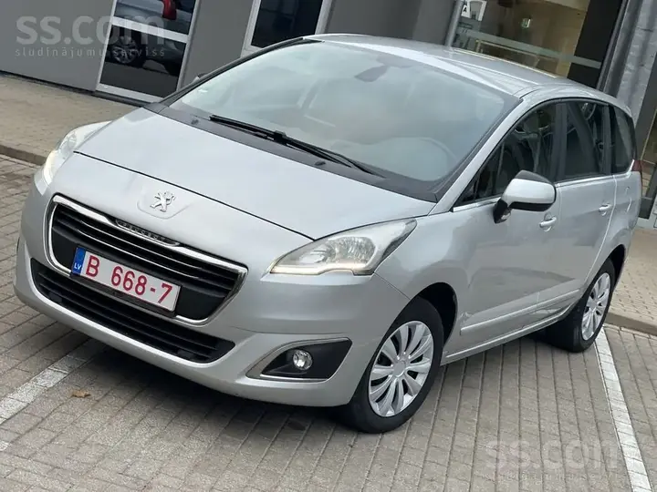 Peugeot 5008
