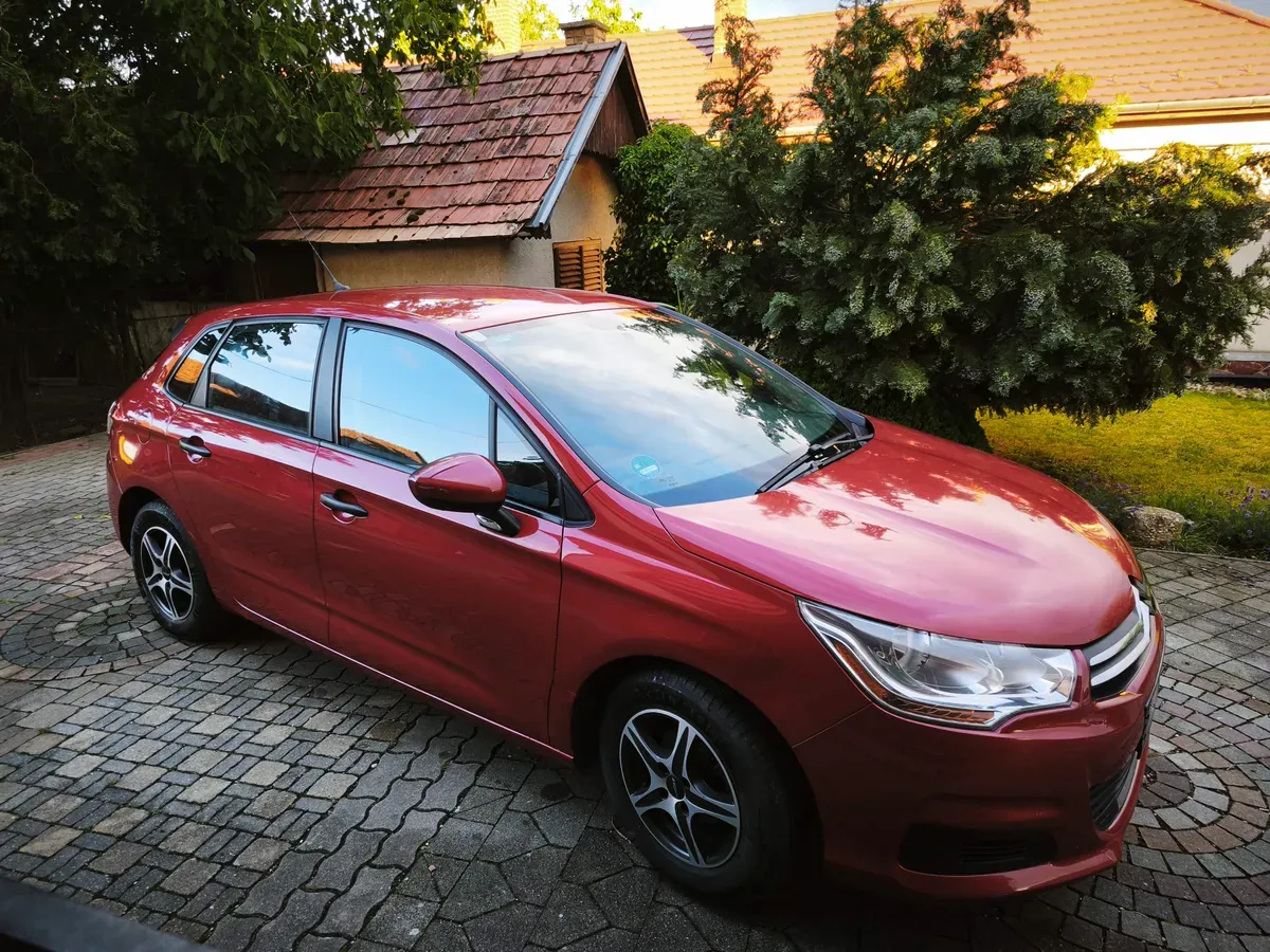 Citroen C4 2014 photo 2