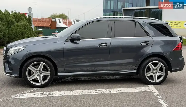 Mercedes-Benz Gle 2016 photo 2