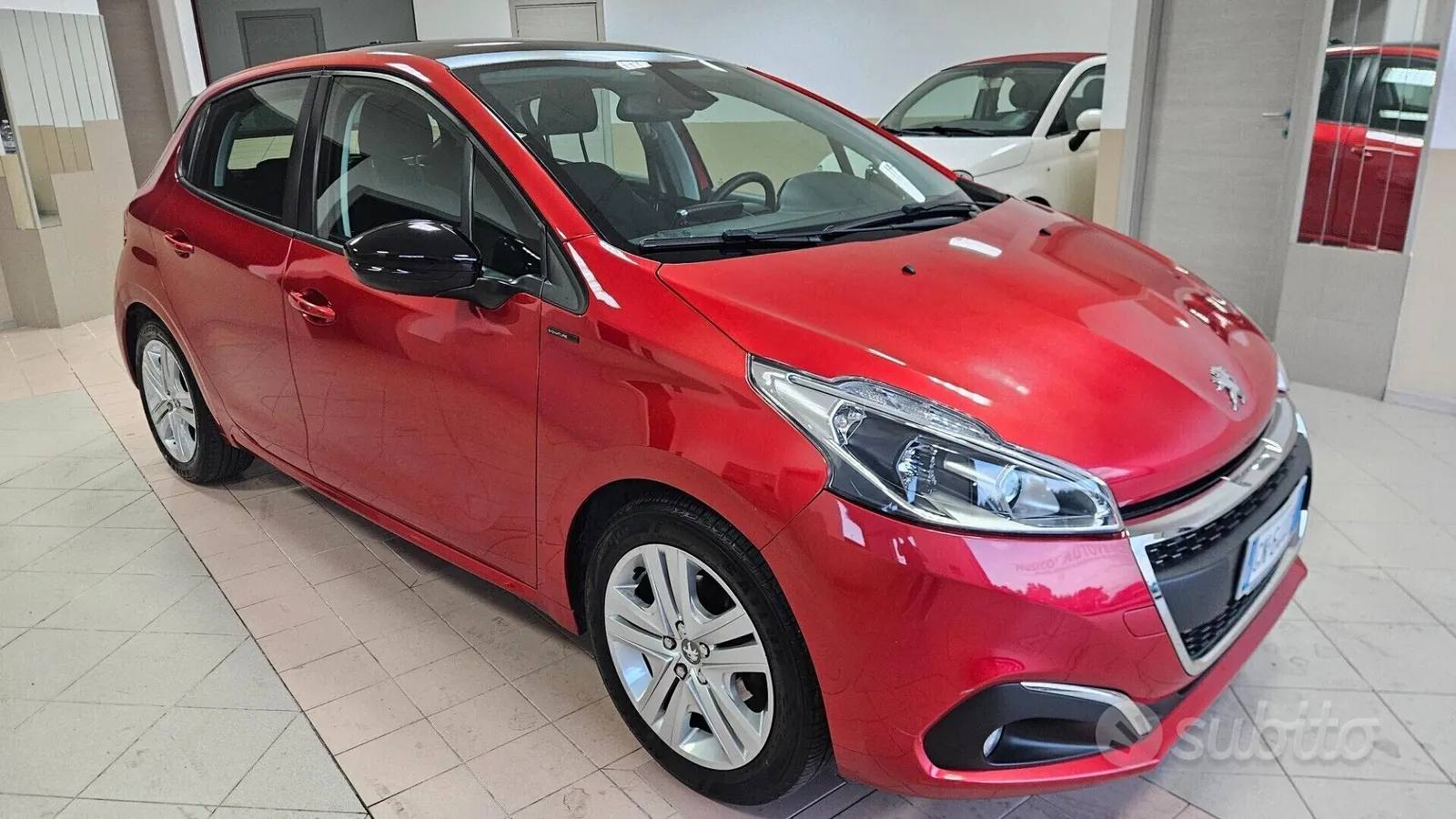 Peugeot 208 2019 photo 3