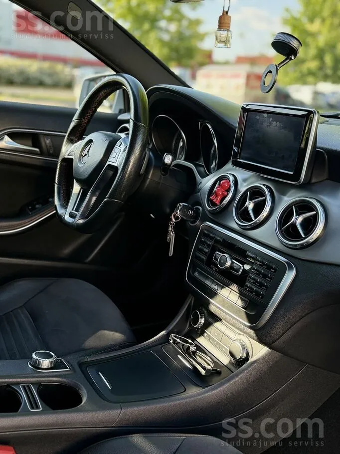 Mercedes-Benz Gla 2015 photo 3