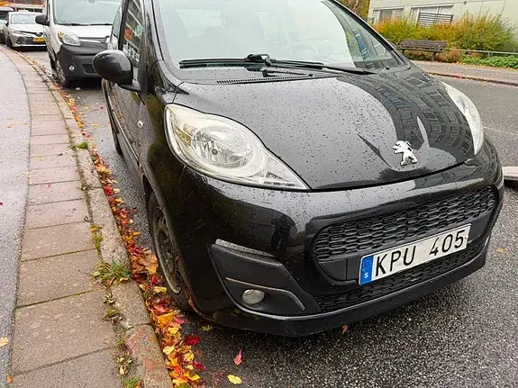 Peugeot 107 2012 photo 2