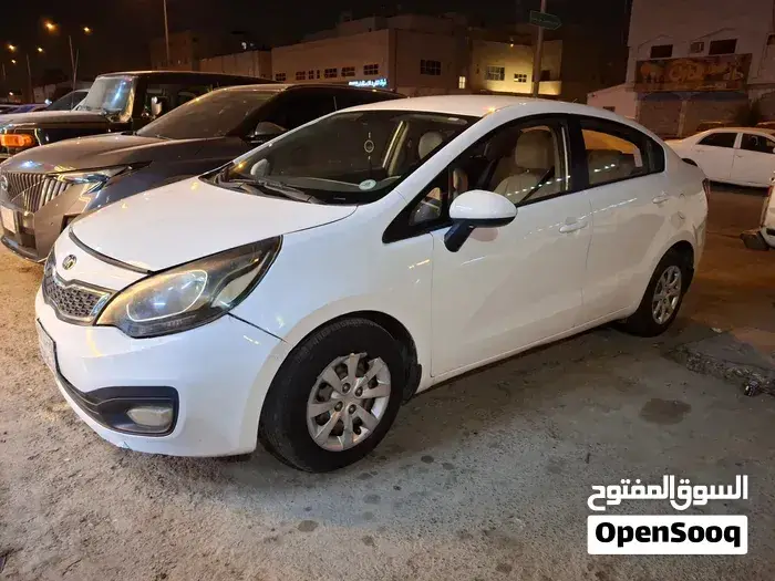 Kia Rio 2015 photo 2