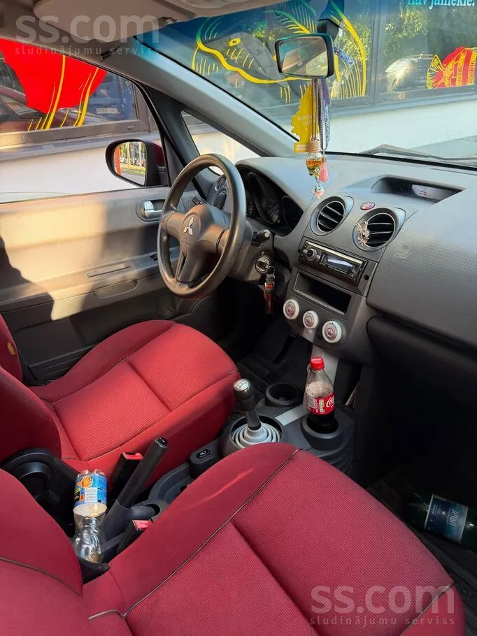 Mitsubishi Colt 2007 photo 5