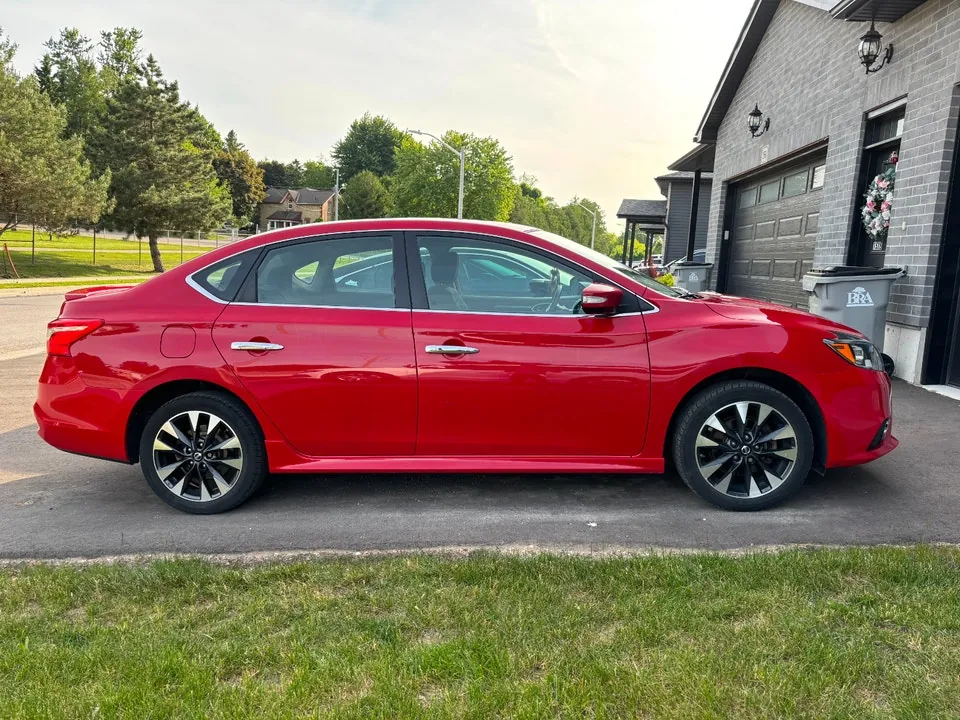 Nissan Sentra 2016 photo 2