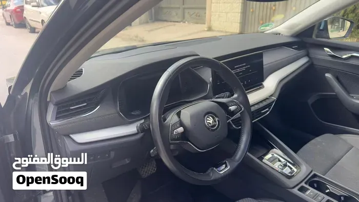 Skoda Octavia Combi 2021 photo 2