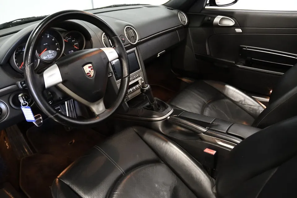 Porsche Boxster 2005 photo 2