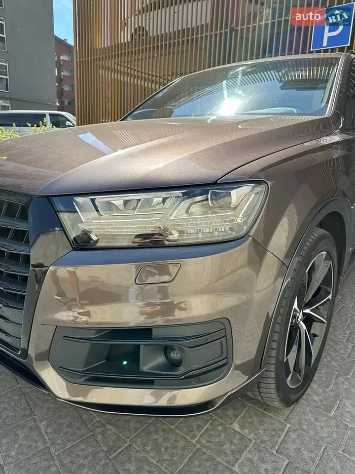 Audi Q7 2017 photo 5