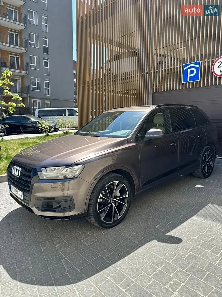 Audi Q7 2017 photo 4