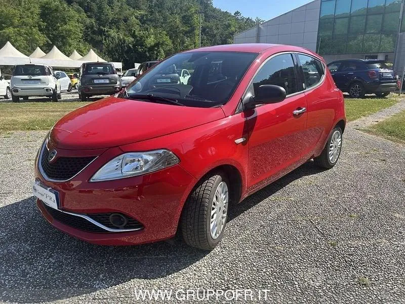 Lancia Ypsilon 2015 photo 3