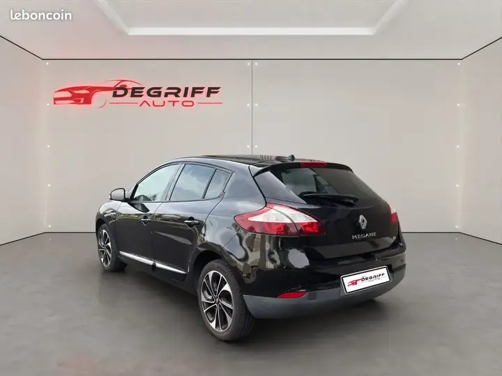 Renault Megane 2015 photo 3