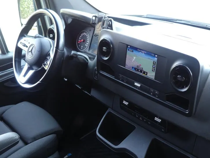 Mercedes-Benz Sprinter 2019 photo 2