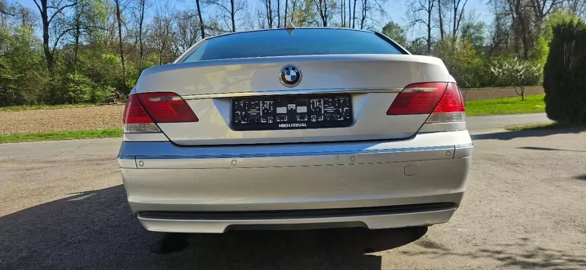 BMW 7 Series 2006 photo 3