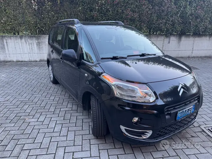 Citroen C3 Picasso 2010 photo 2
