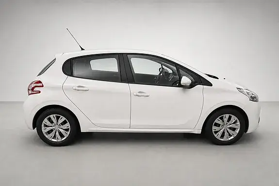 Peugeot 208 2012 photo 5