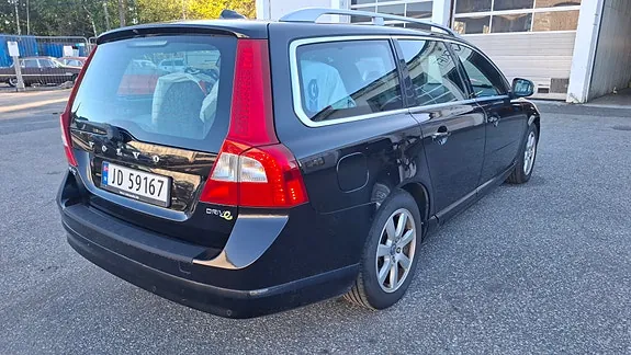 Volvo V70 2011 photo 5