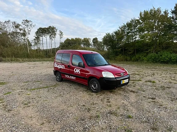 Peugeot Partner 2003 photo 2