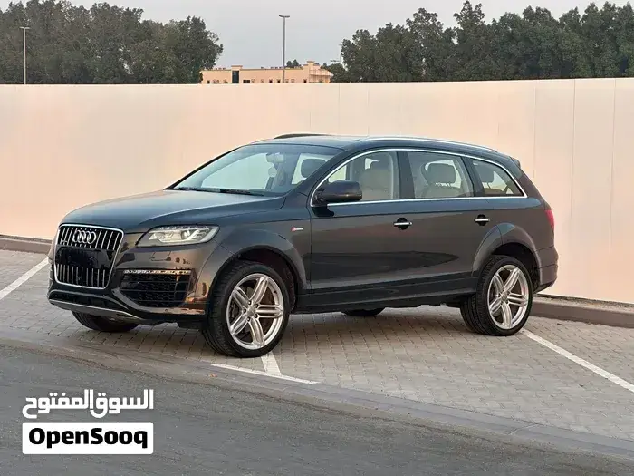 Audi Q7 2015 photo 4