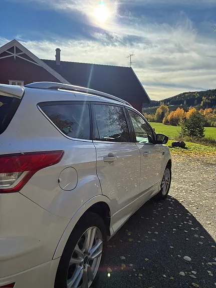 Ford Kuga 2015 photo 4