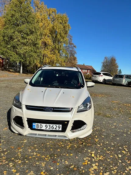 Ford Kuga 2015 photo 2