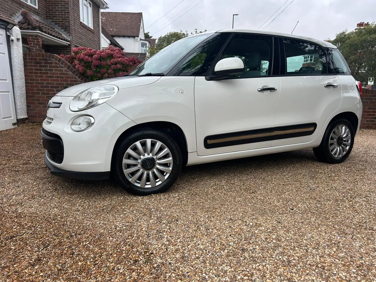Fiat 500L 2014 photo 2