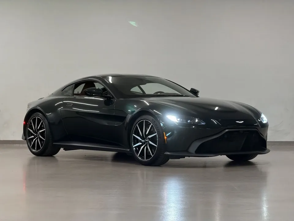 Aston Martin Vantage 2020 photo 2