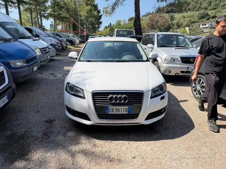 Audi A3 2010 photo 2