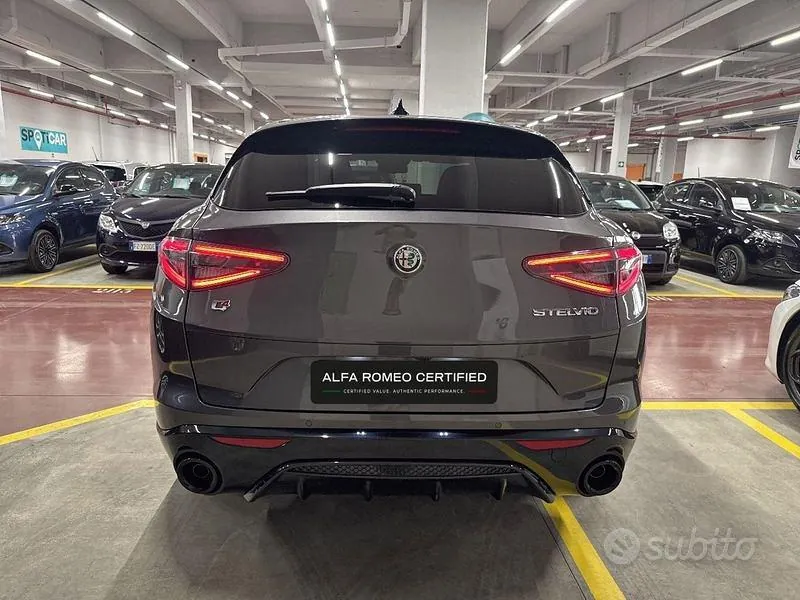 Alfa Romeo Stelvio 2025 photo 4