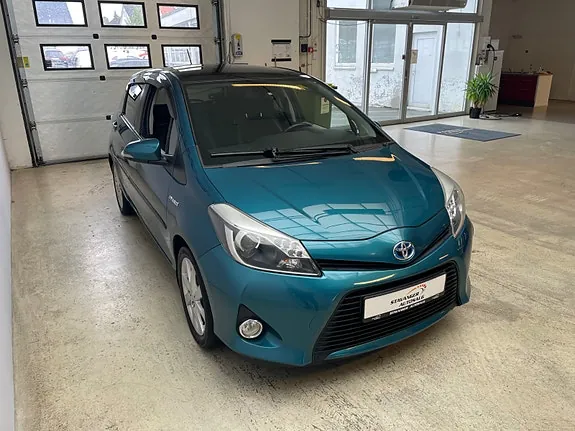 Toyota Yaris 2012 photo 4
