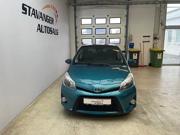 Toyota Yaris 2012 photo 3