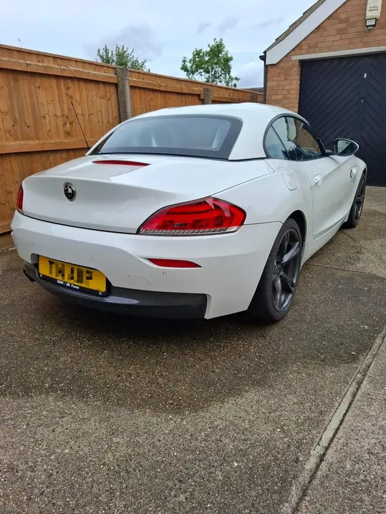 BMW Z4 2012 photo 4