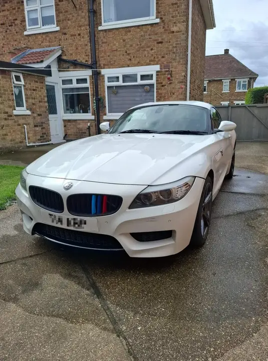 BMW Z4 2012 photo 2