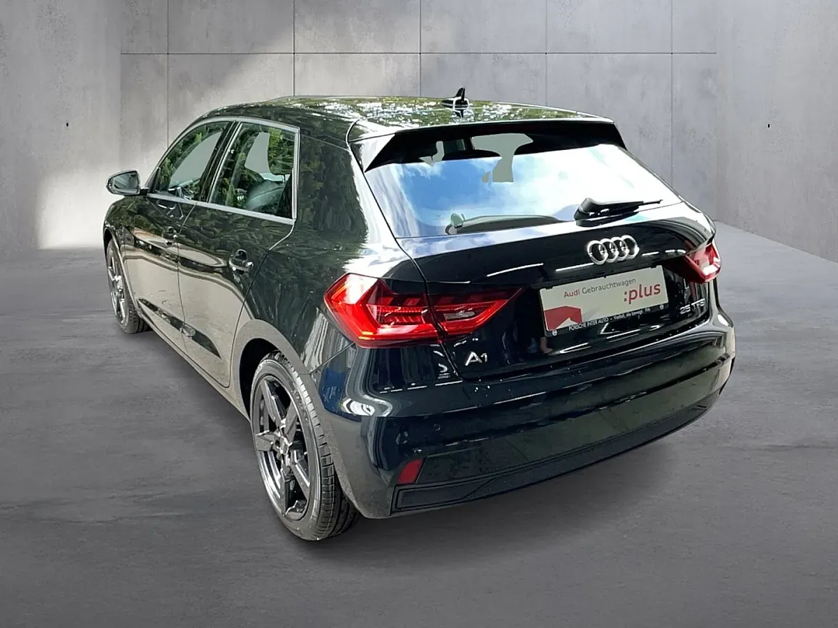 Audi A1 2025 photo 3