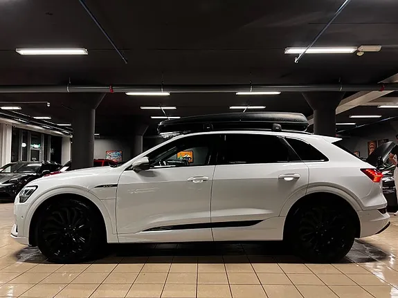 Audi E-Tron 2020 photo 2
