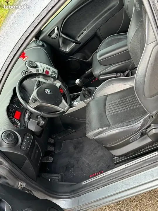 Alfa Romeo Mito 2011 photo 3