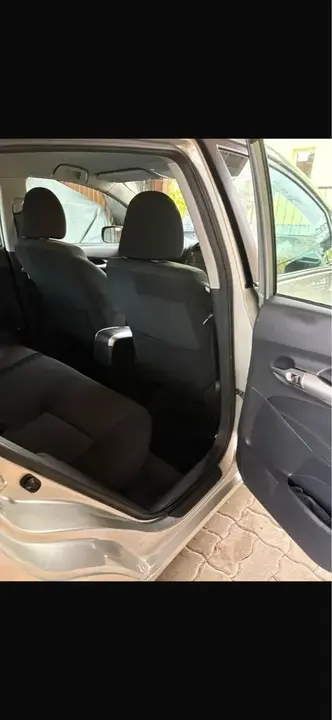 Toyota Auris 2009 photo 2