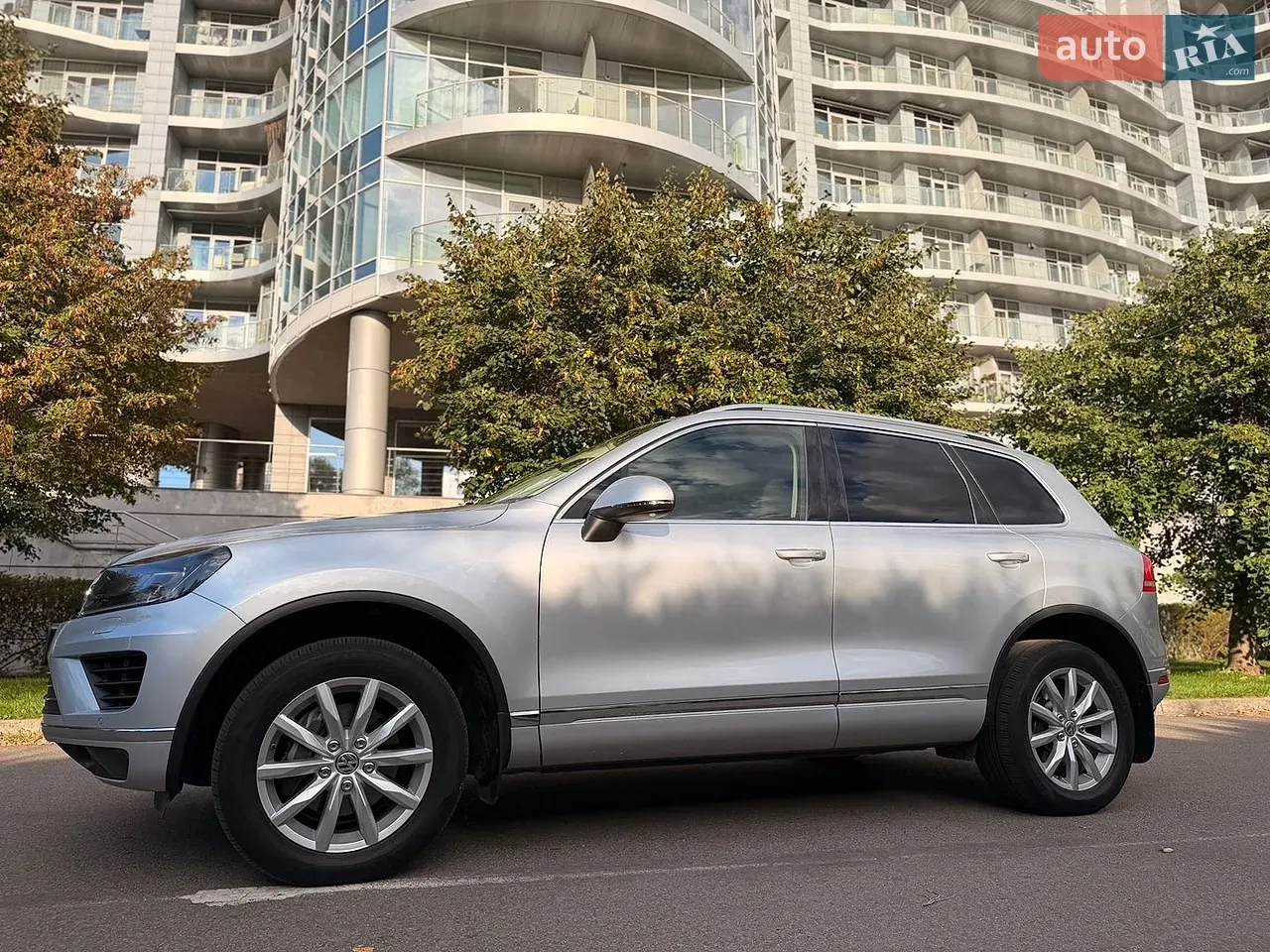 Volkswagen Touareg 2015 photo 4