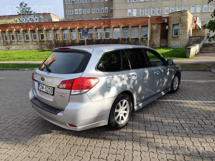 Subaru Legacy 2013 photo 4