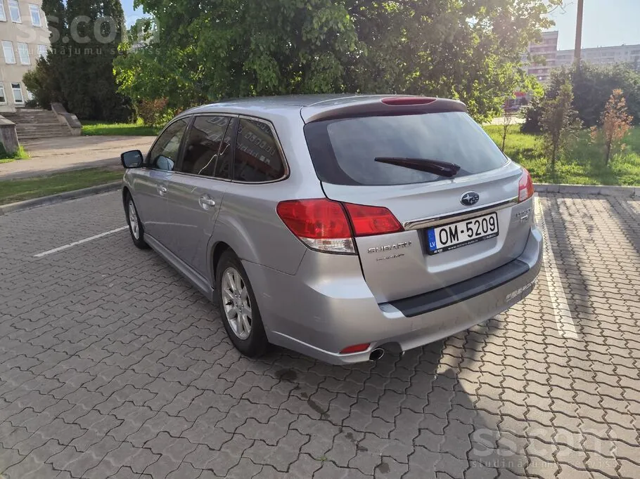 Subaru Legacy 2013 photo 5