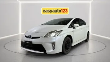 Toyota Prius 2015 photo 4
